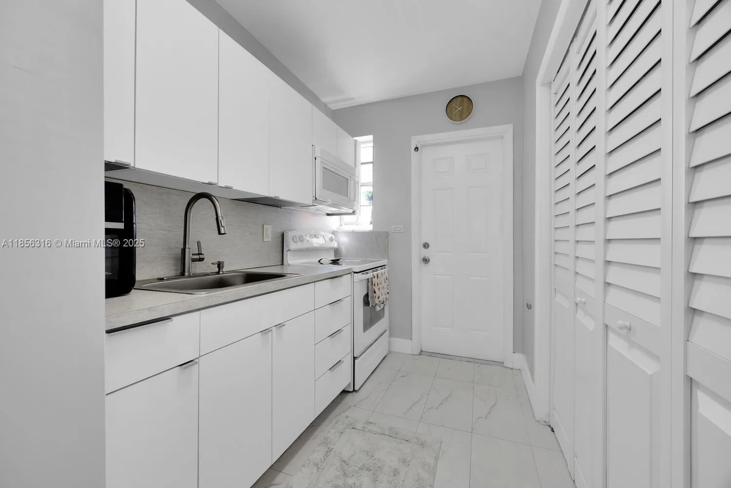 Pinecrest, Florida 33156, United States, ,Residential,Active,192390