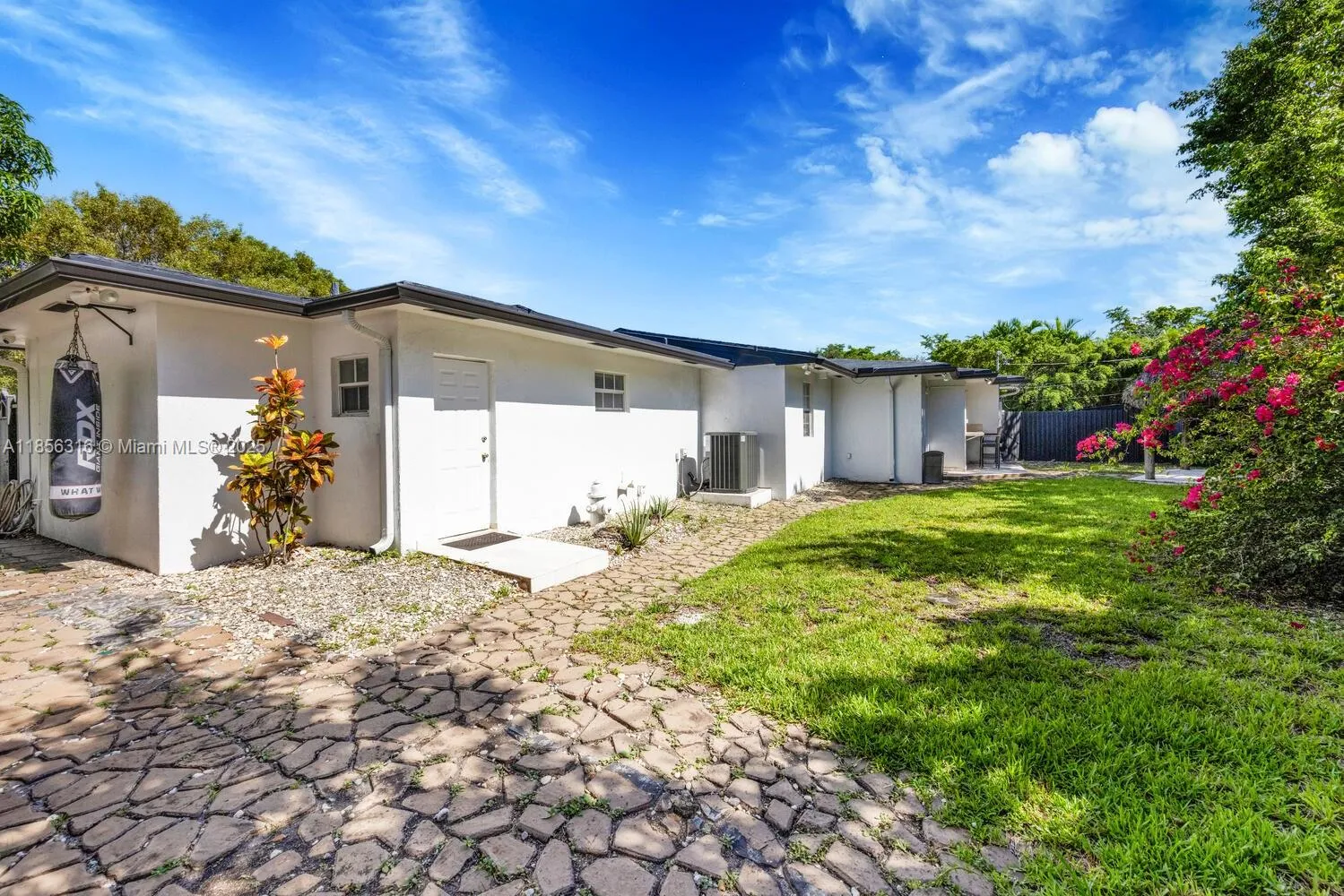 Pinecrest, Florida 33156, United States, ,Residential,Active,192390