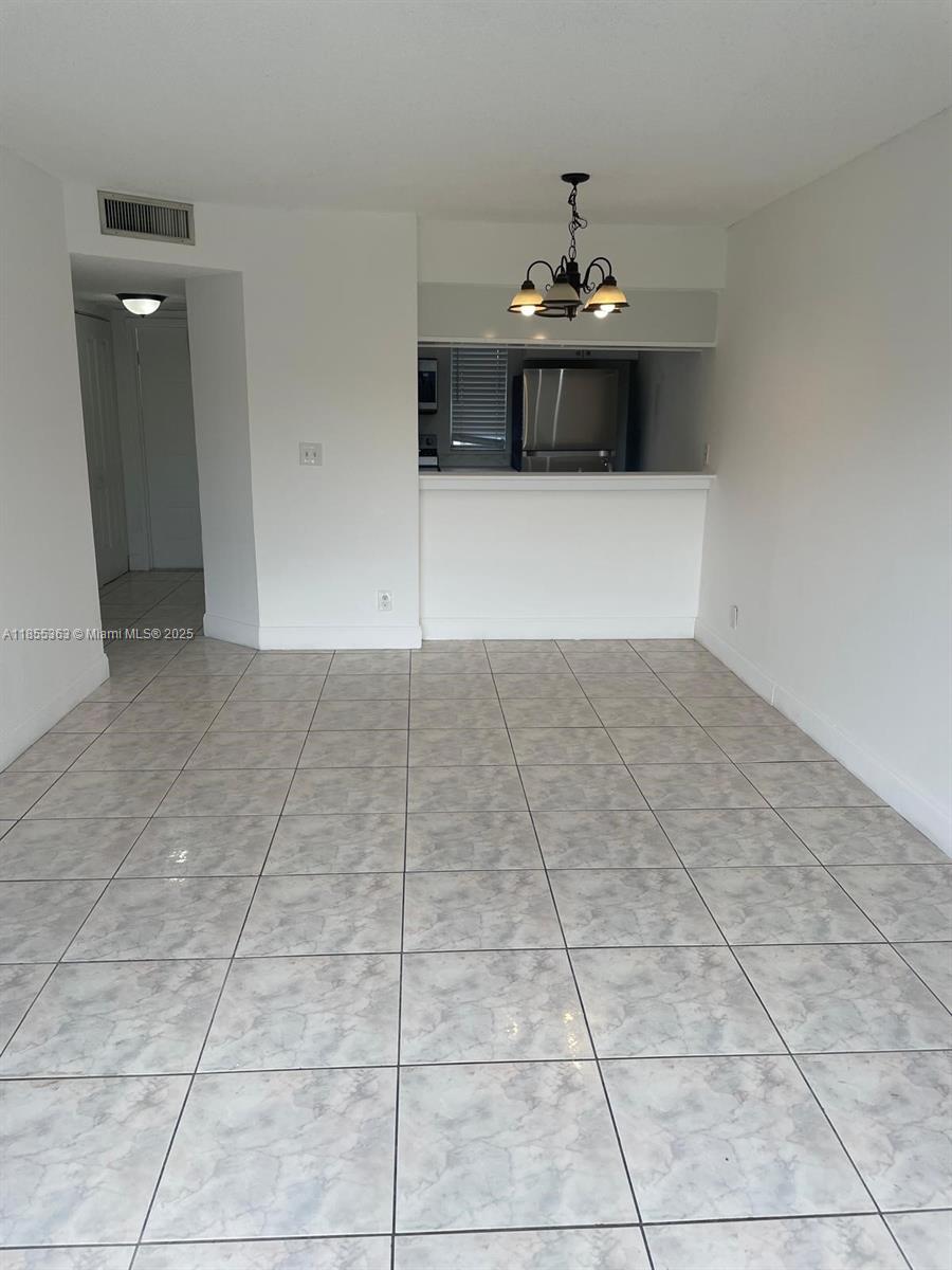 LAKEWOOD VILLAGE - Residential