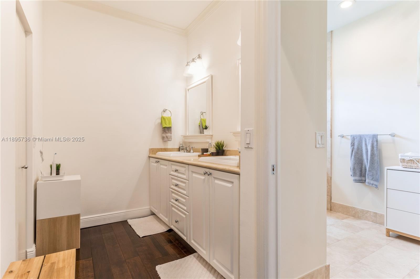 SARA PARK - Residential Lease