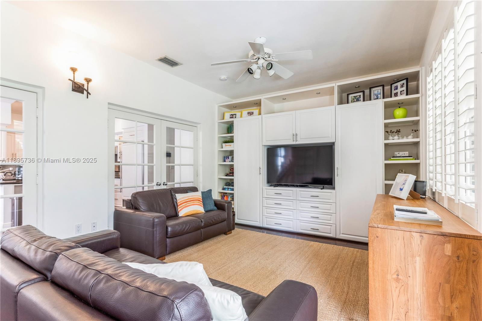 SARA PARK - Residential Lease