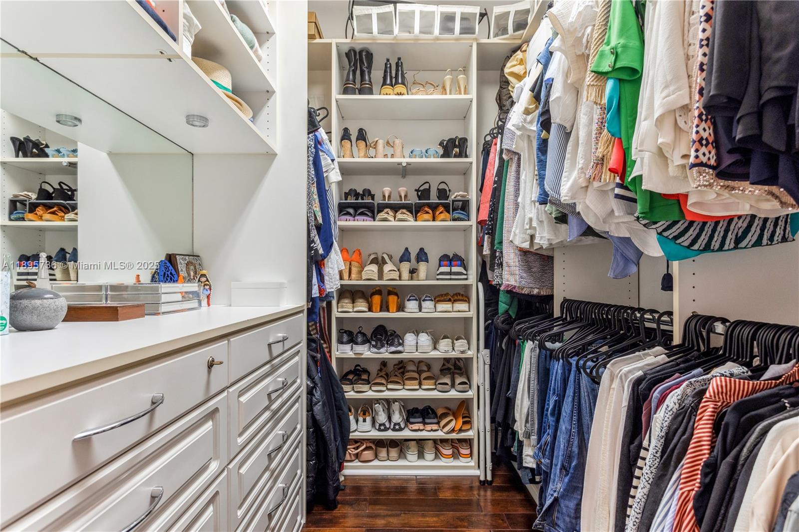 SARA PARK - Residential Lease