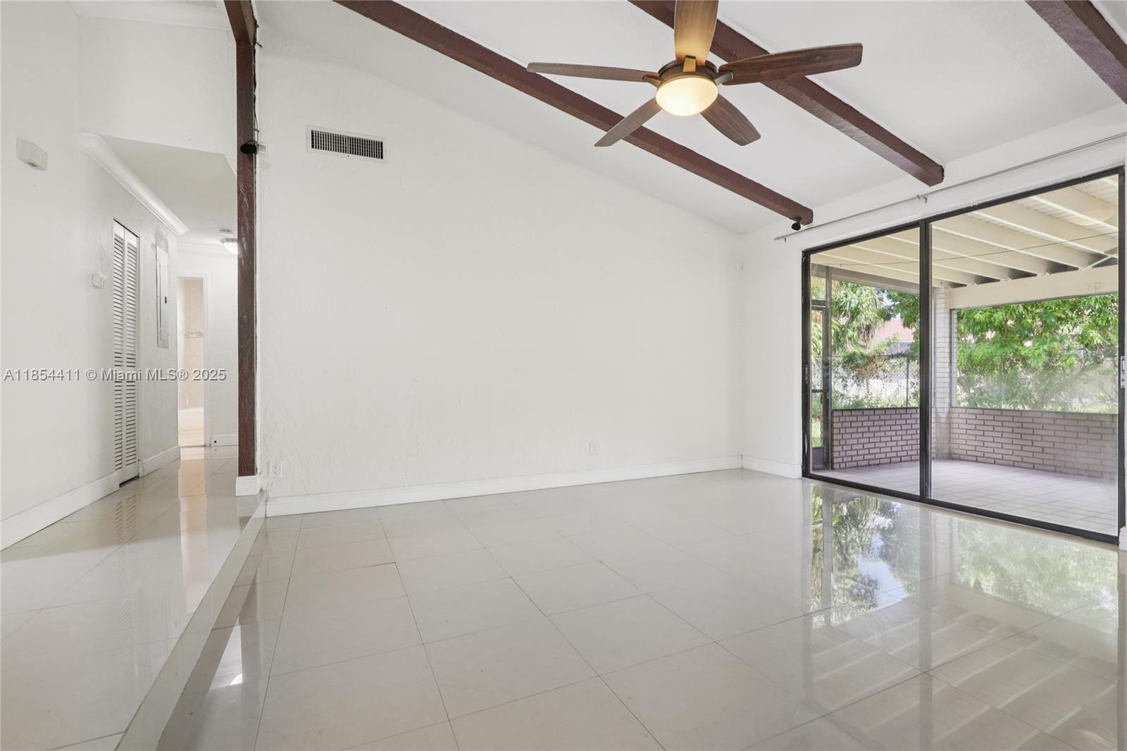 HARRIEL ESTATES - Residential