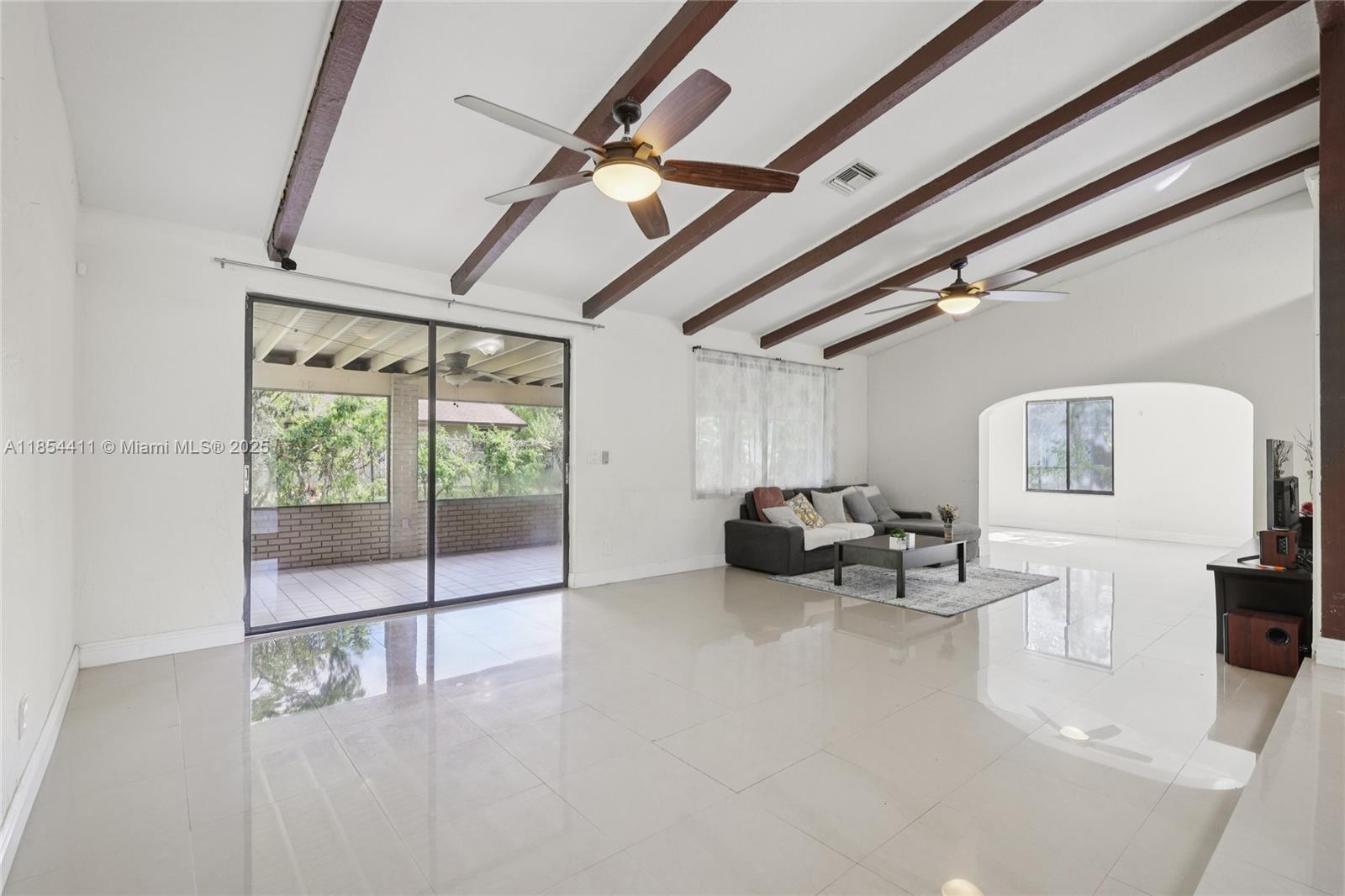 HARRIEL ESTATES - Residential