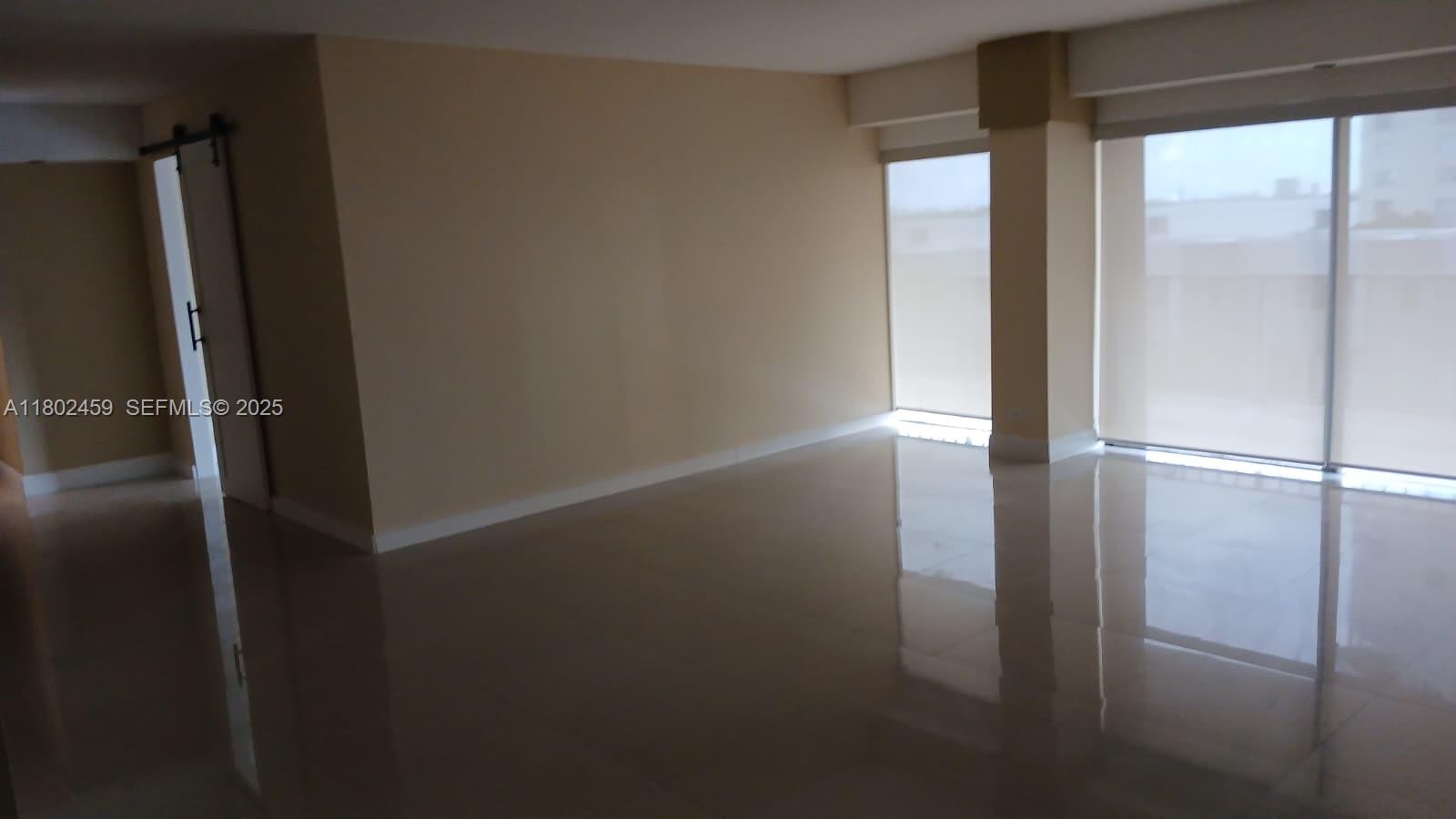 CRICKET CLUB CONDO - Residential