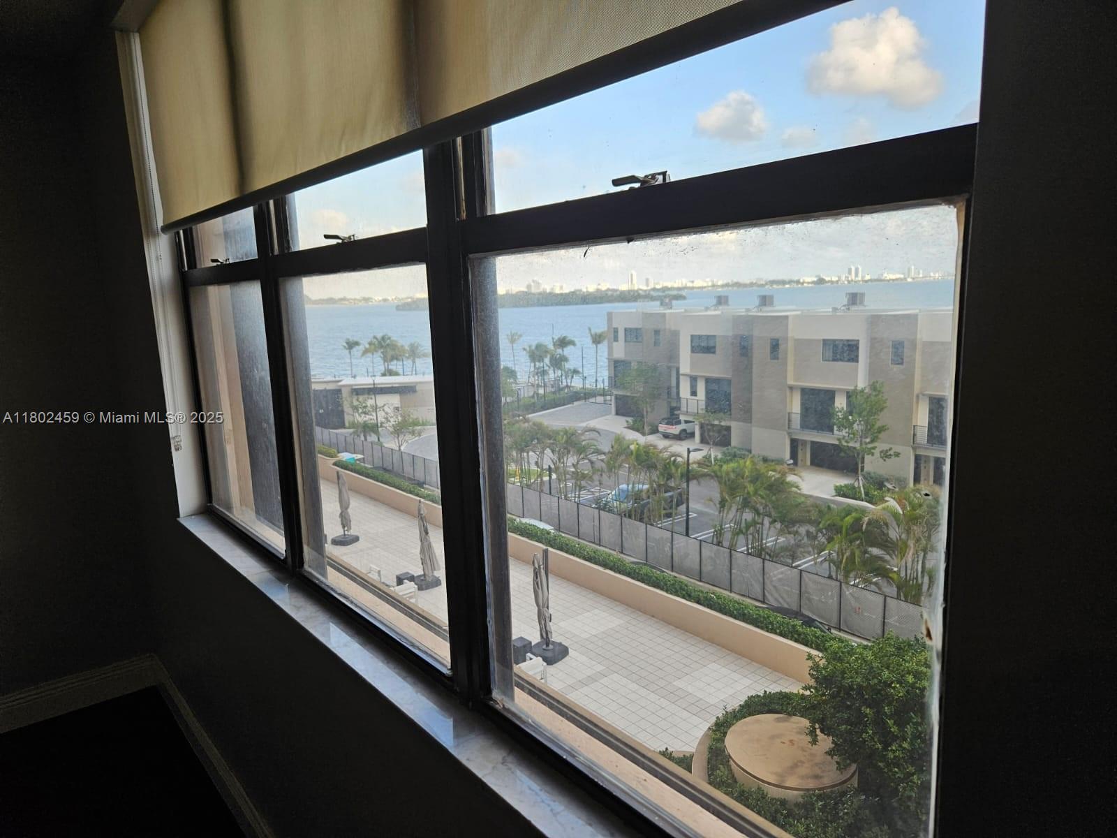 CRICKET CLUB CONDO - Residential