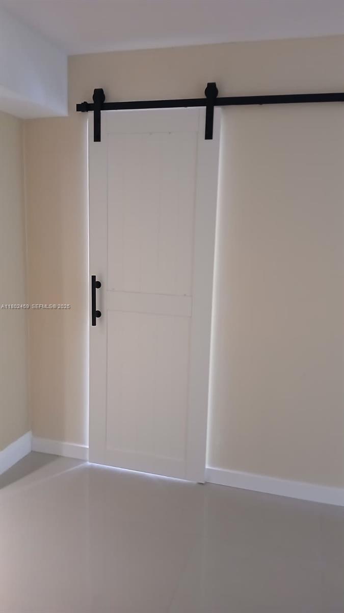 CRICKET CLUB CONDO - Residential