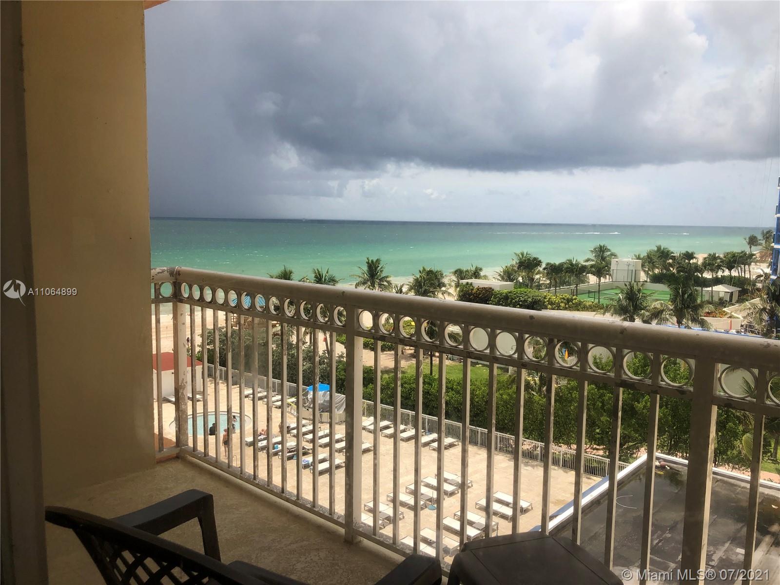 THE AVENTURA BEACH CLUB C - Residential