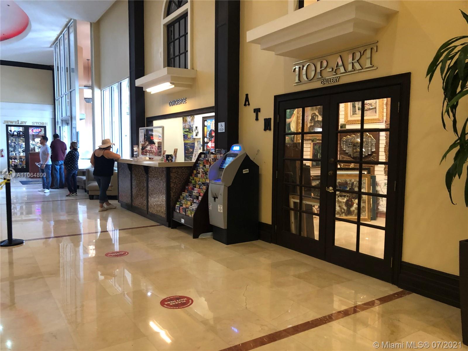 THE AVENTURA BEACH CLUB C - Residential