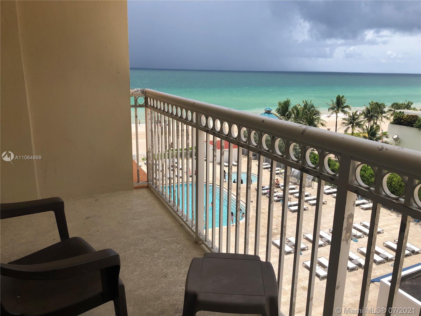 THE AVENTURA BEACH CLUB C - Residential