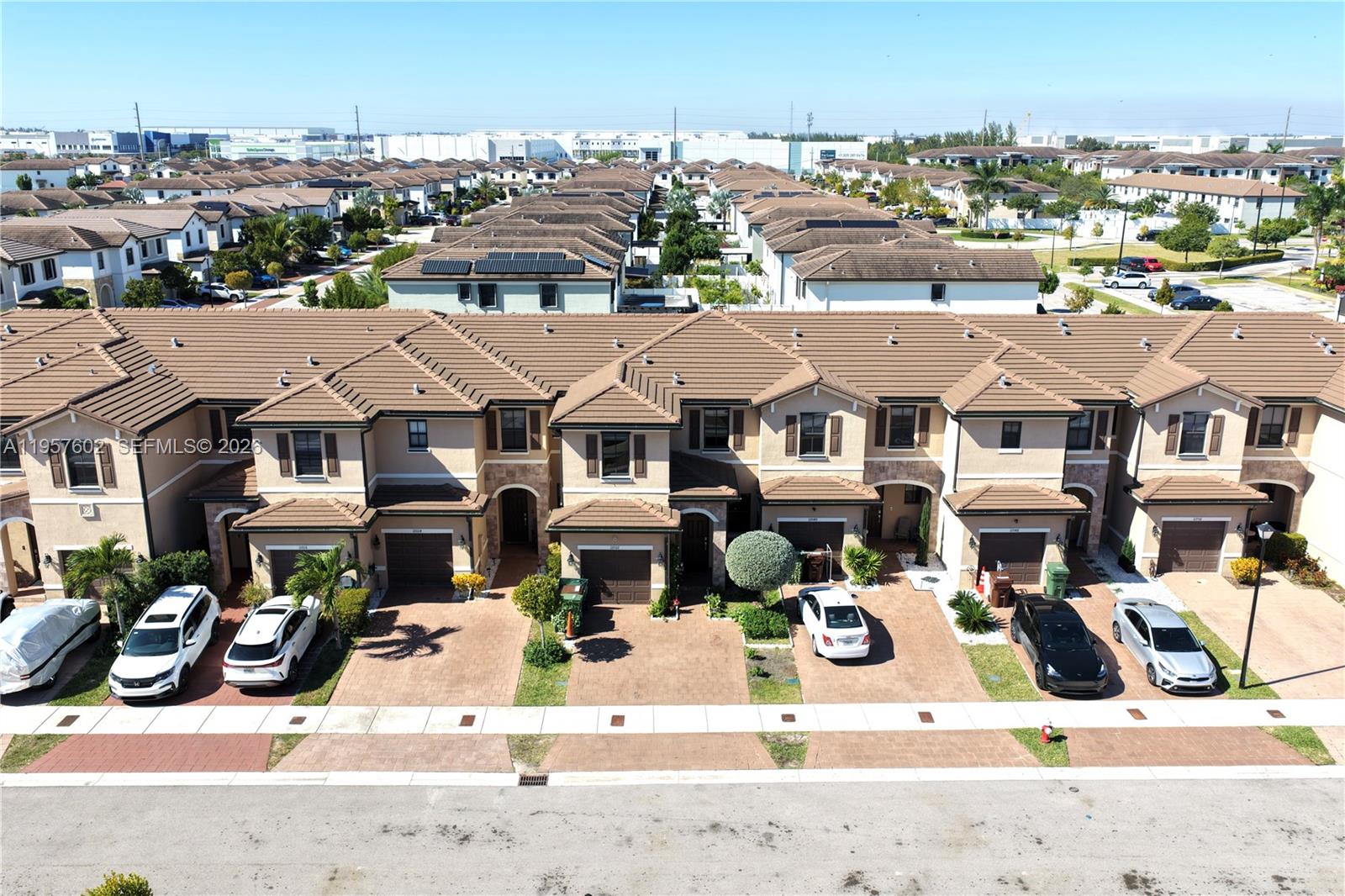 AQUABELLA NORTH REPLAT - Residential