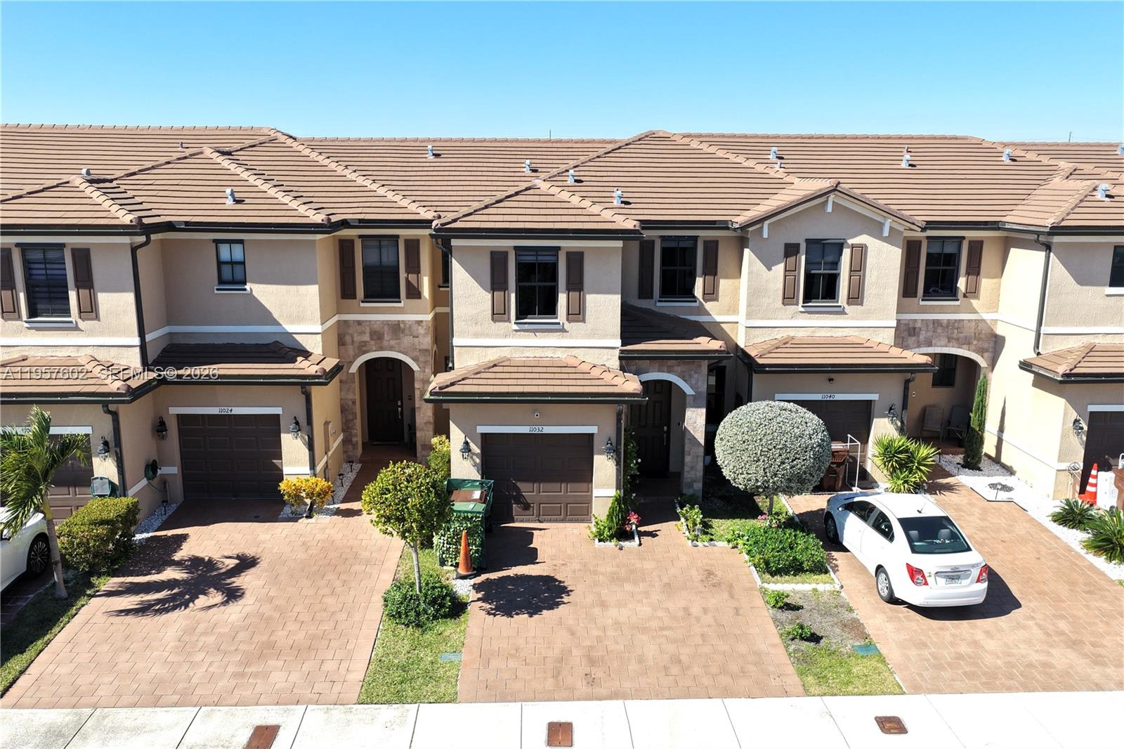 AQUABELLA NORTH REPLAT - Residential