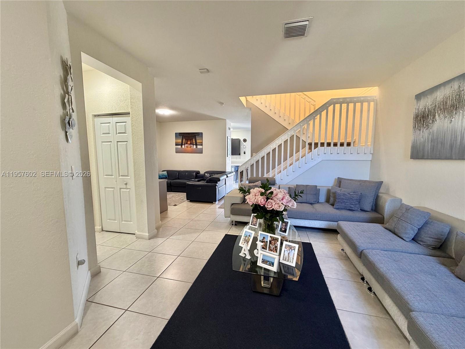 AQUABELLA NORTH REPLAT - Residential