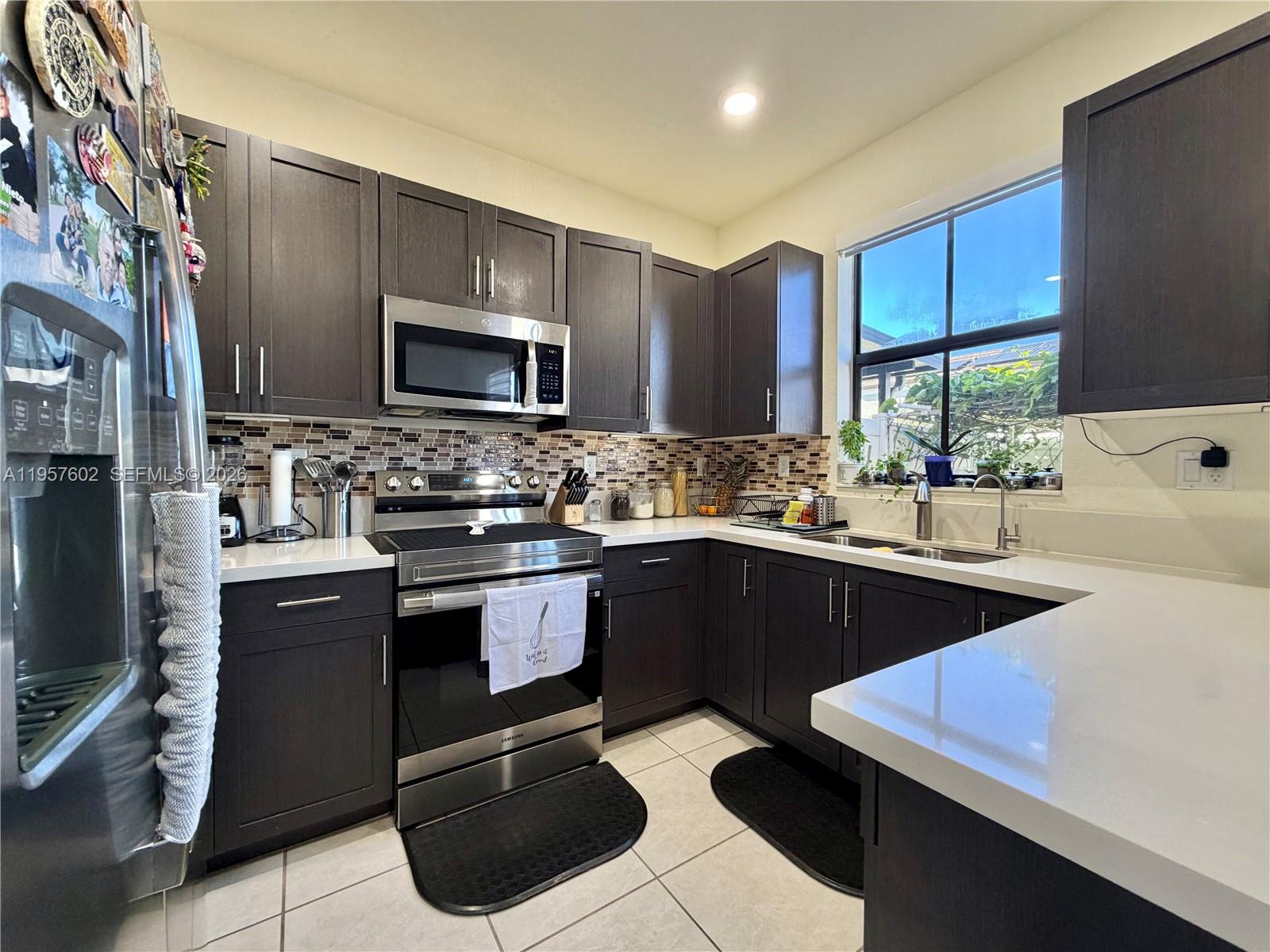 AQUABELLA NORTH REPLAT - Residential