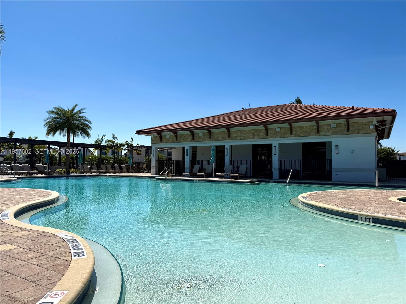 AQUABELLA NORTH REPLAT - Residential