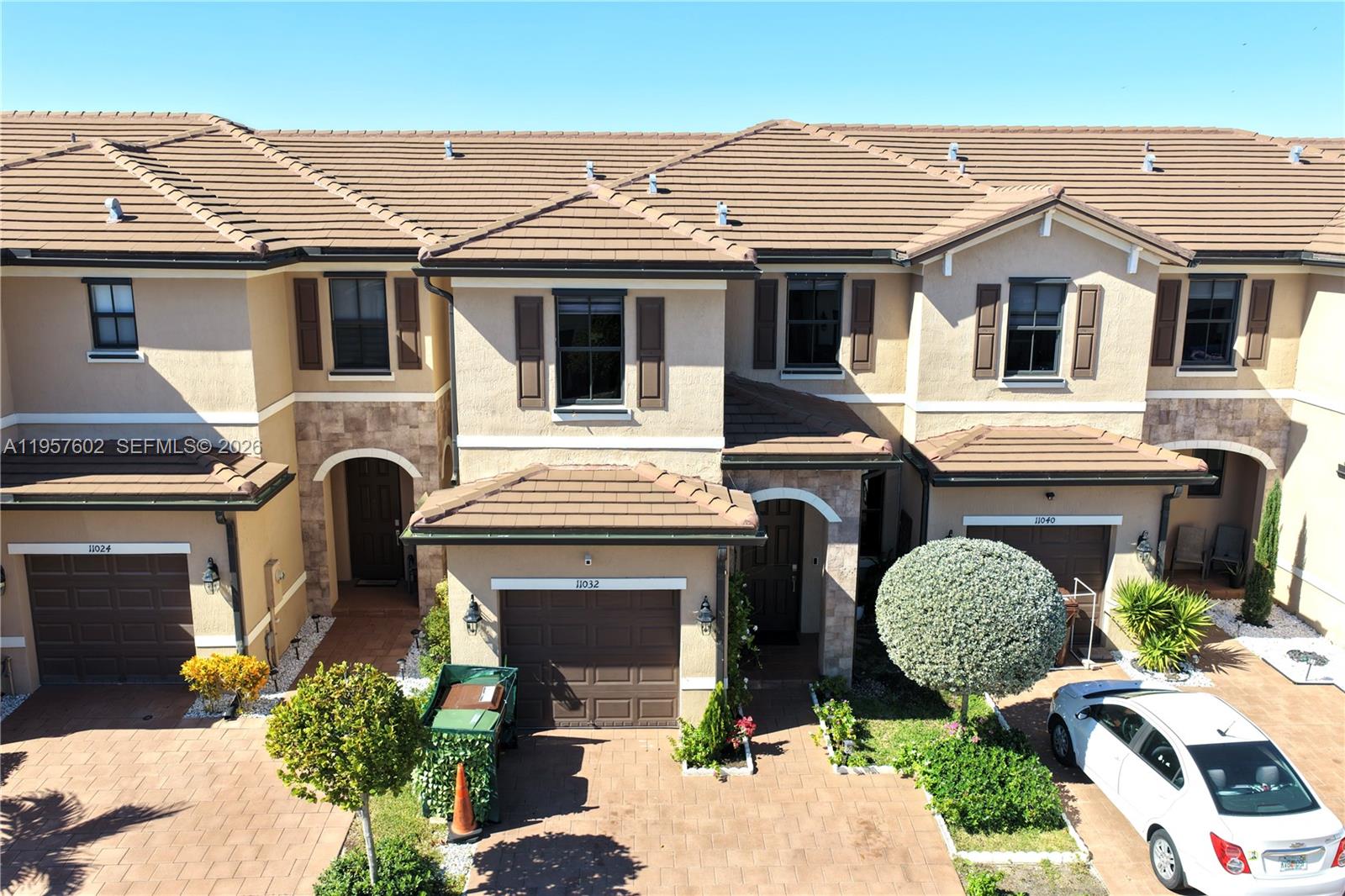 AQUABELLA NORTH REPLAT - Residential