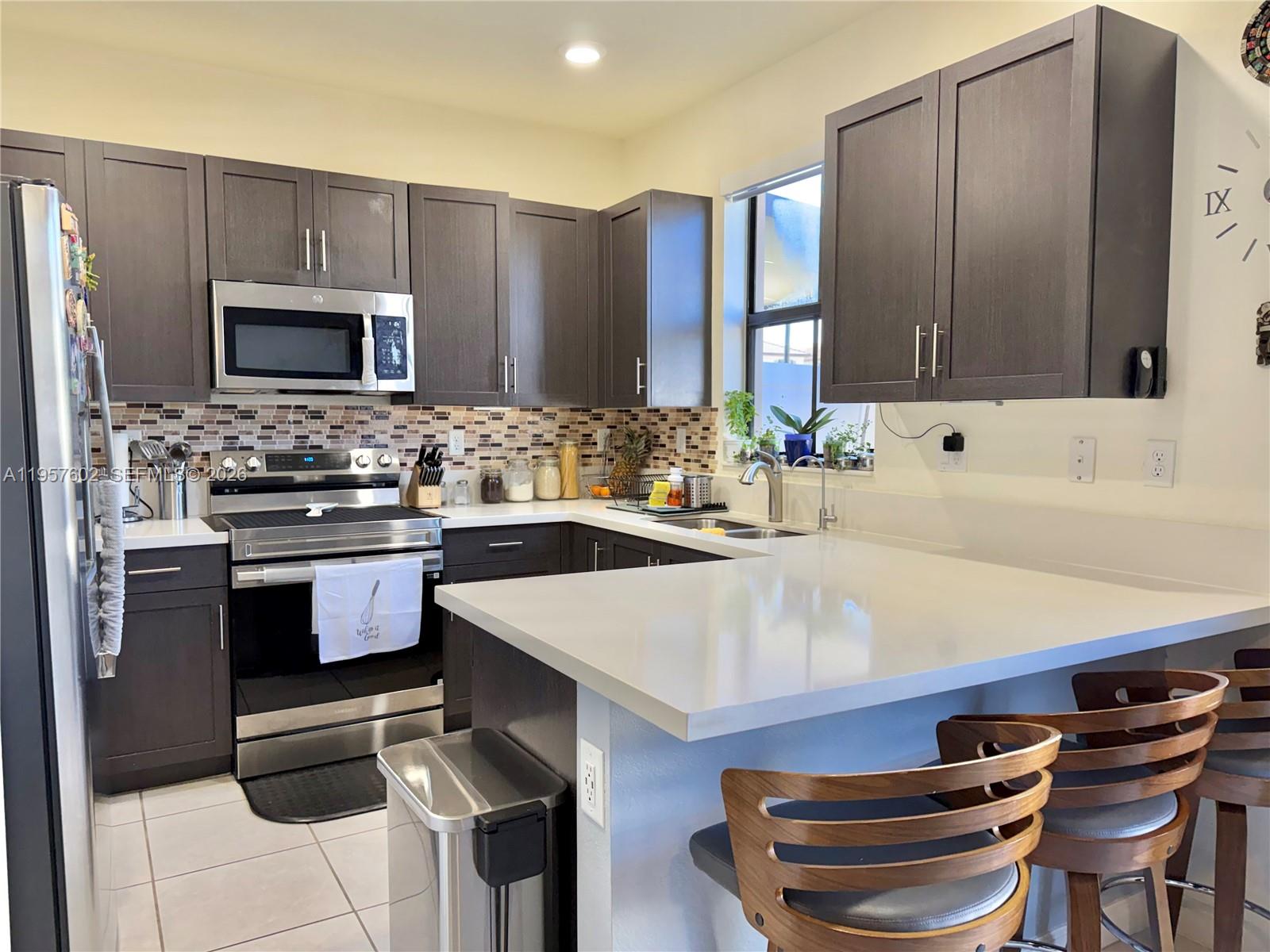 AQUABELLA NORTH REPLAT - Residential