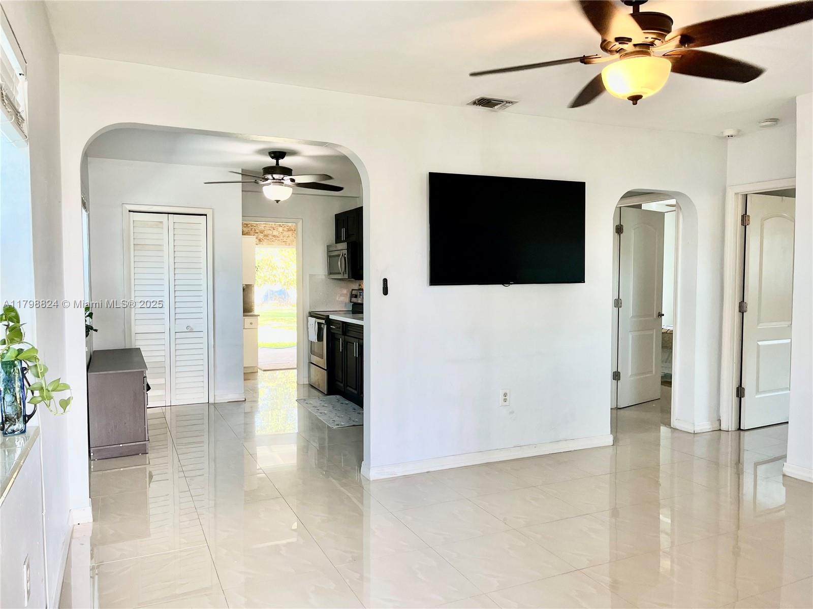 Property for Sale at 3135 Sw 64th Ave, Miami, Broward County, Florida - Bedrooms: 3 
Bathrooms: 3  - $689,900