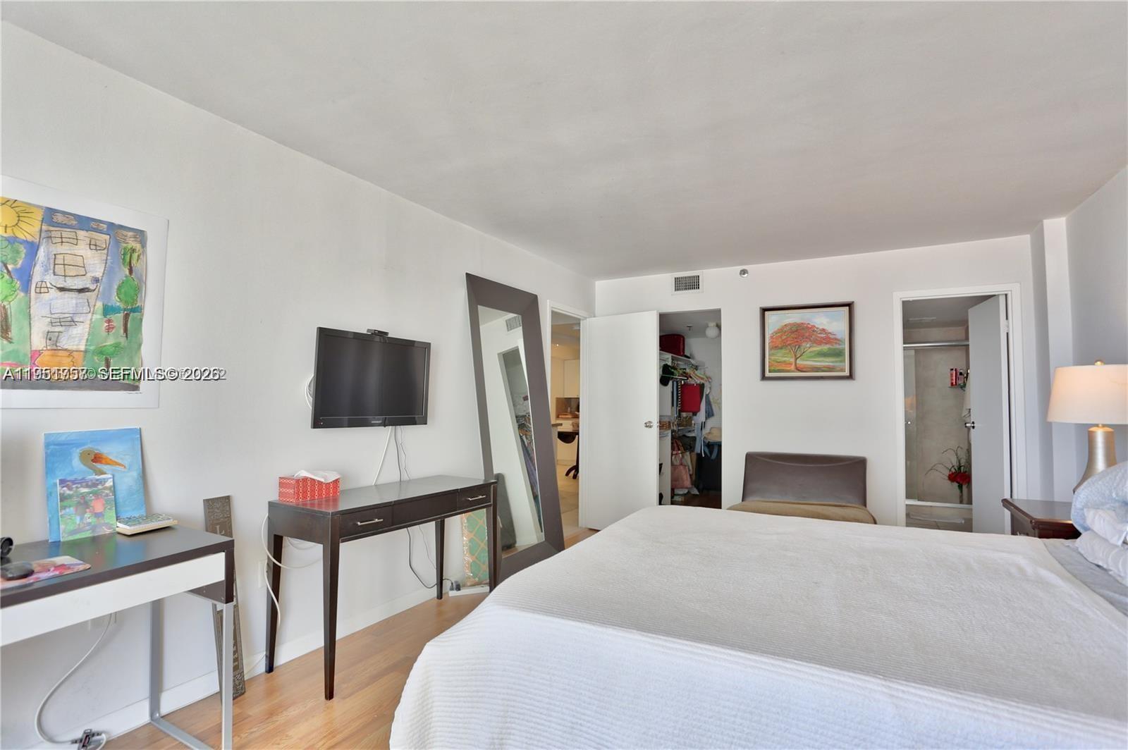 VENETIA CONDO - Residential