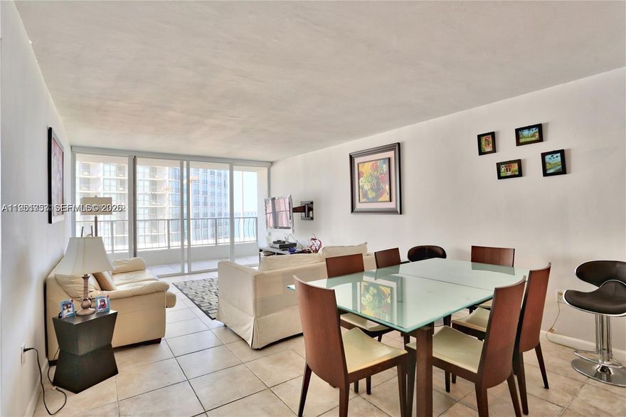 Great Investment Opportunity (Owner is motivated) – Easy to Show! Enjoy absolutely stunning bay views from this spacious 1 bed, 1.5 bath unit. Features include wood flooring in the bedroom, a brand-new guest bath, and porcelain tile throughout the living area. Ideally located within walking distance to the Adrienne Arsht Performing Arts Center, Miami Science Museum, Margaret Pace Park, and the Venetian Causeway. The unit overlooks the tennis courts and offers amazing water views. Please note: Washer and dryer are located on the 10th floor. The pool and tennis courts are currently undergoing renovations by the Association. A must-see opportunity in a prime location – perfect for investors!