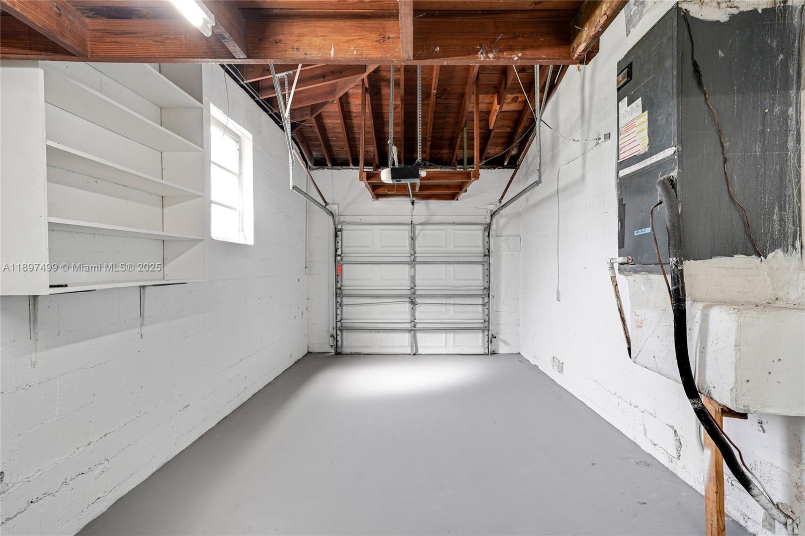 UNIT 1 MONTICELLO PARK - Residential