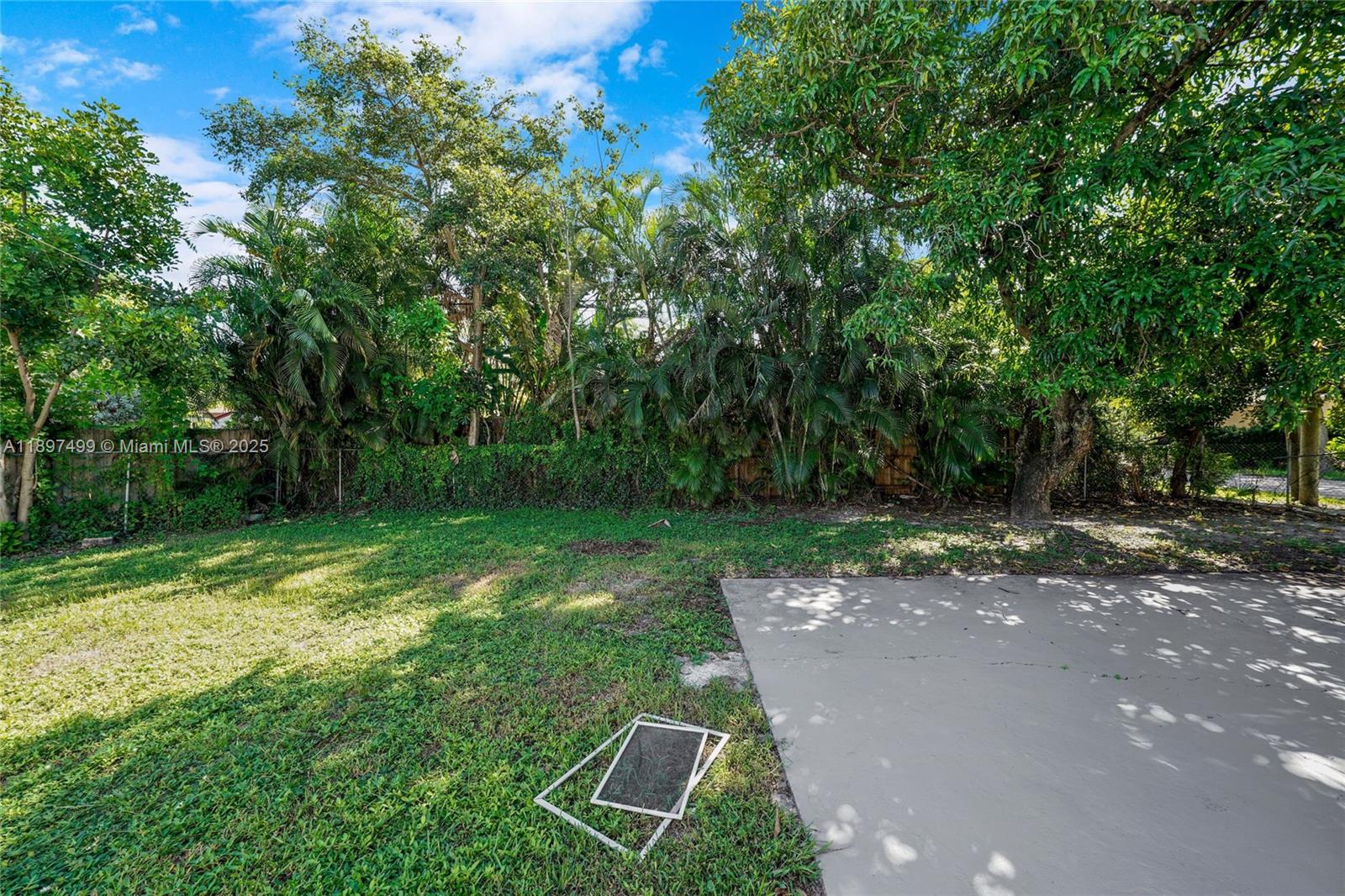 UNIT 1 MONTICELLO PARK - Residential