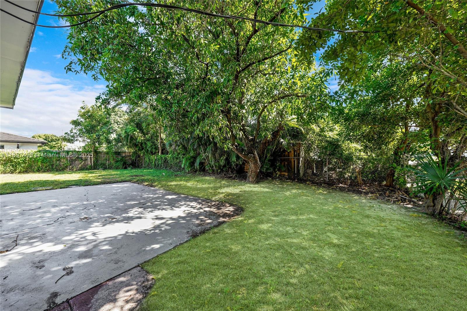 UNIT 1 MONTICELLO PARK - Residential