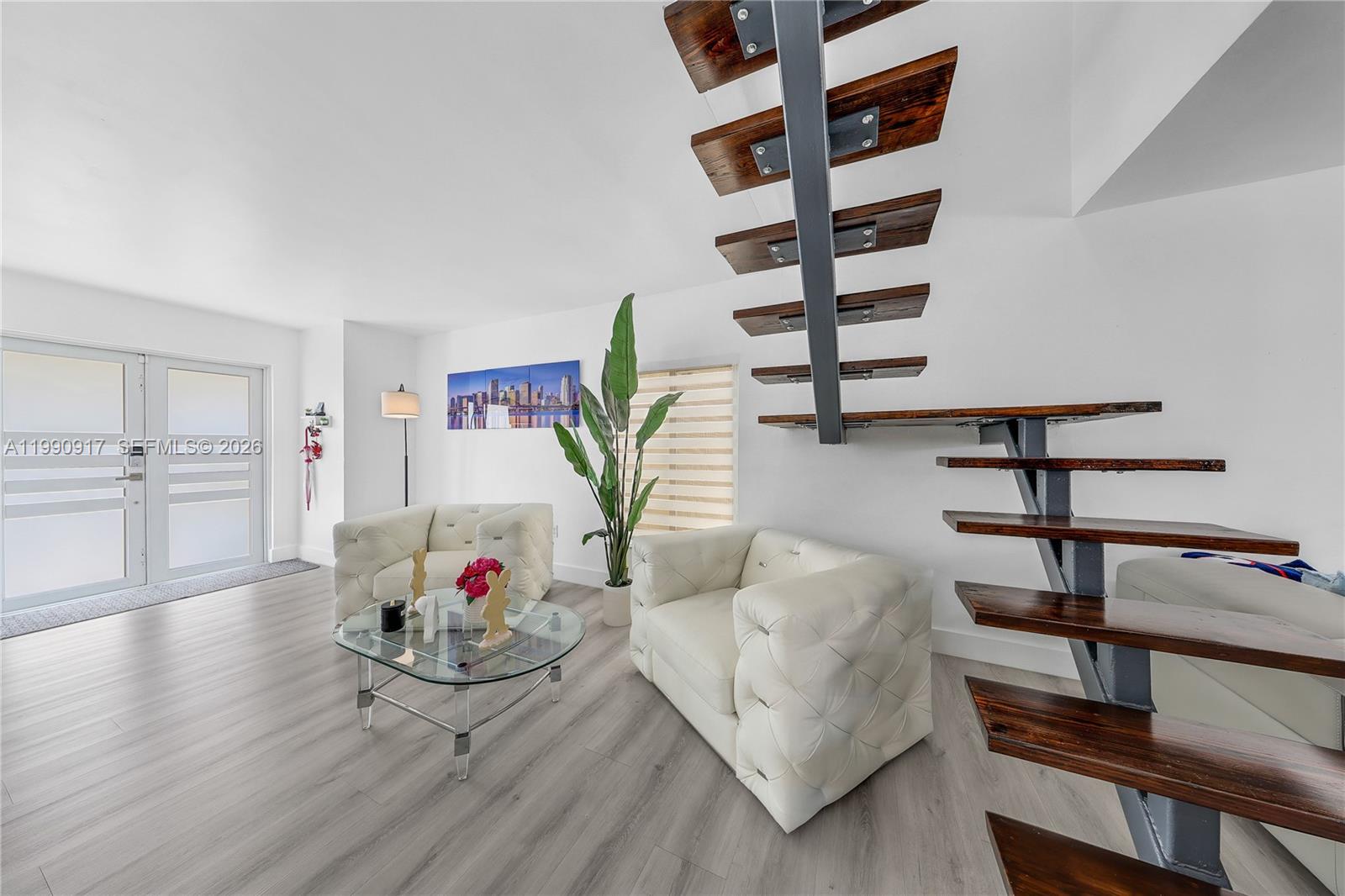 1ST AMEND TO HALF MOON VI - Residential