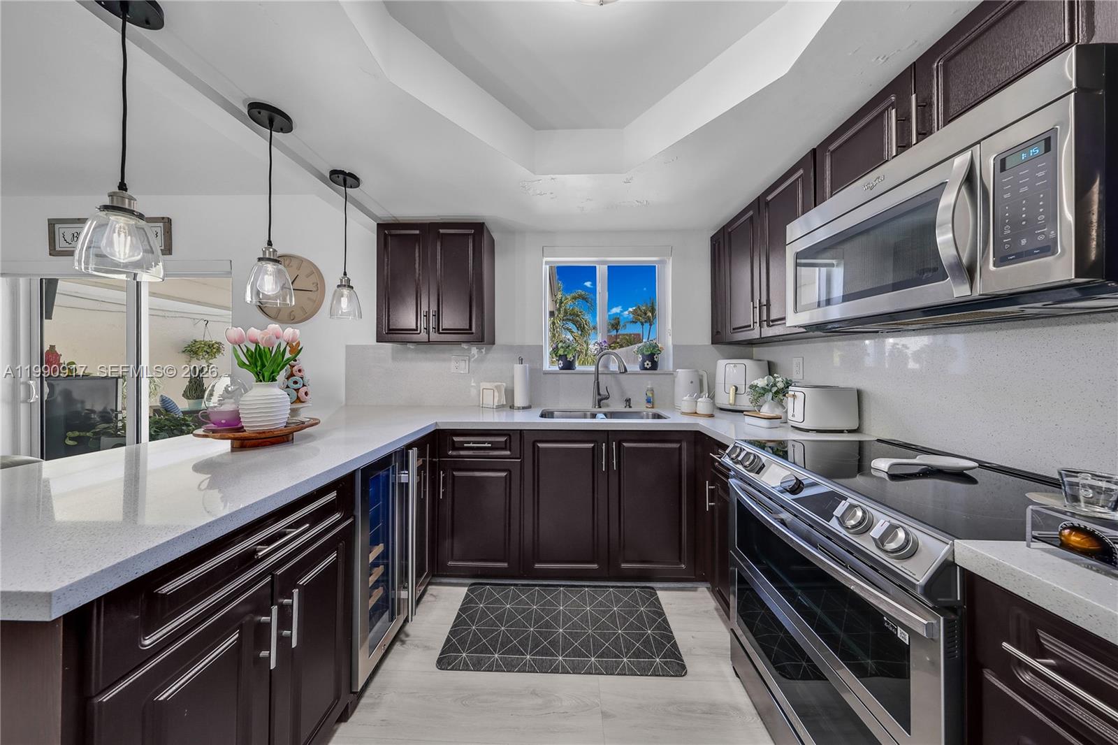 1ST AMEND TO HALF MOON VI - Residential