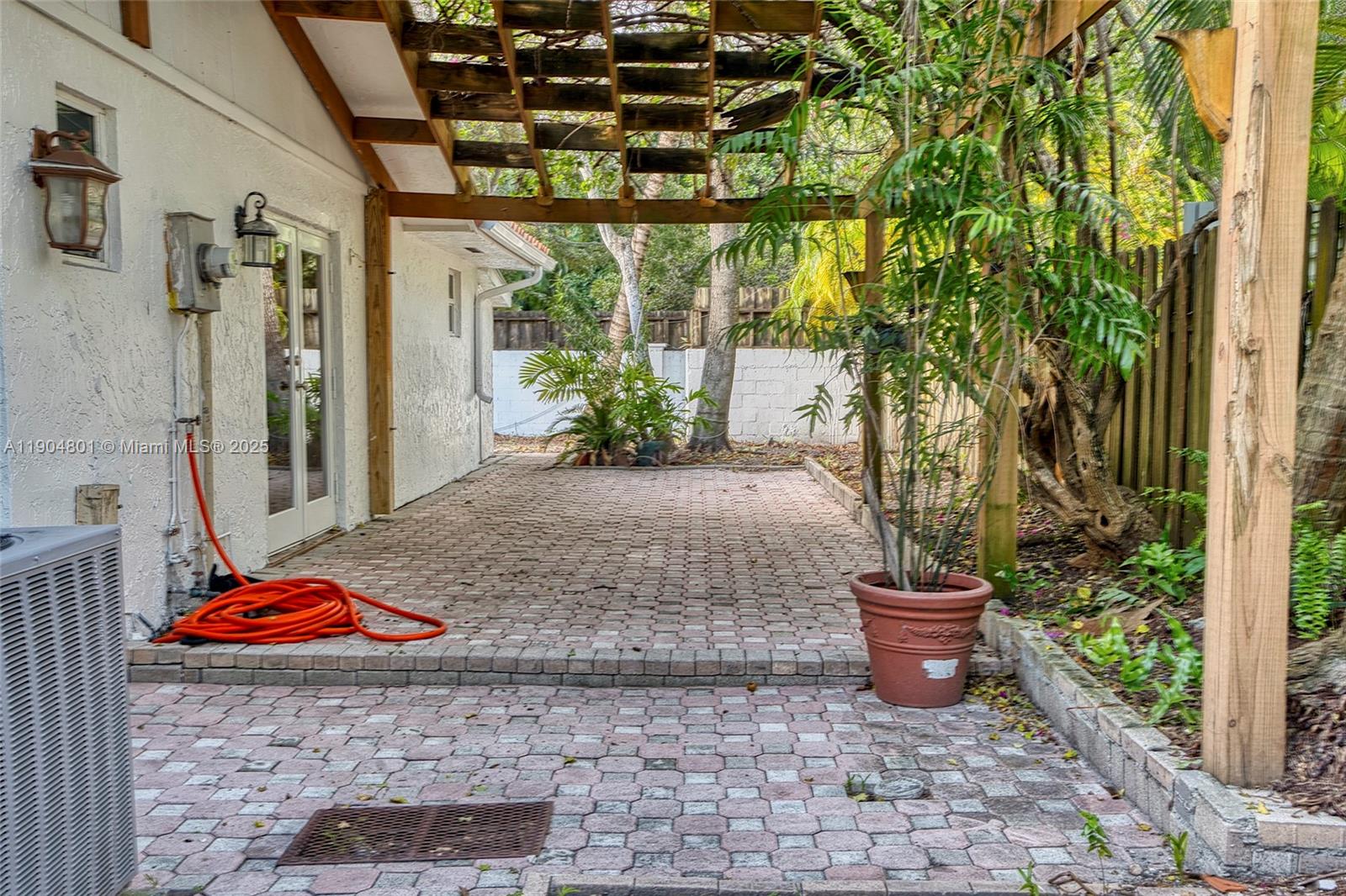 GABLES EDGE - Residential