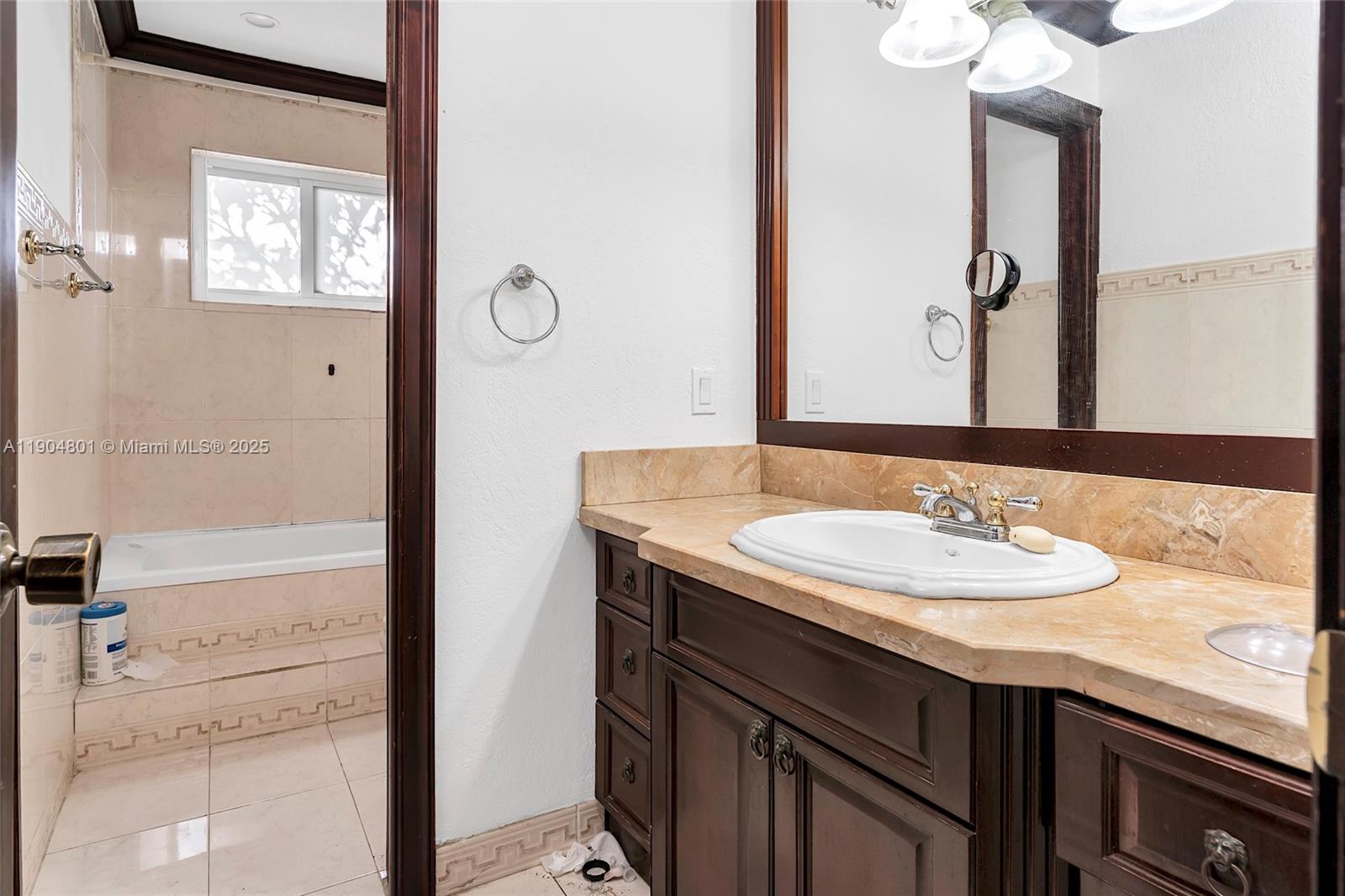 GABLES EDGE - Residential