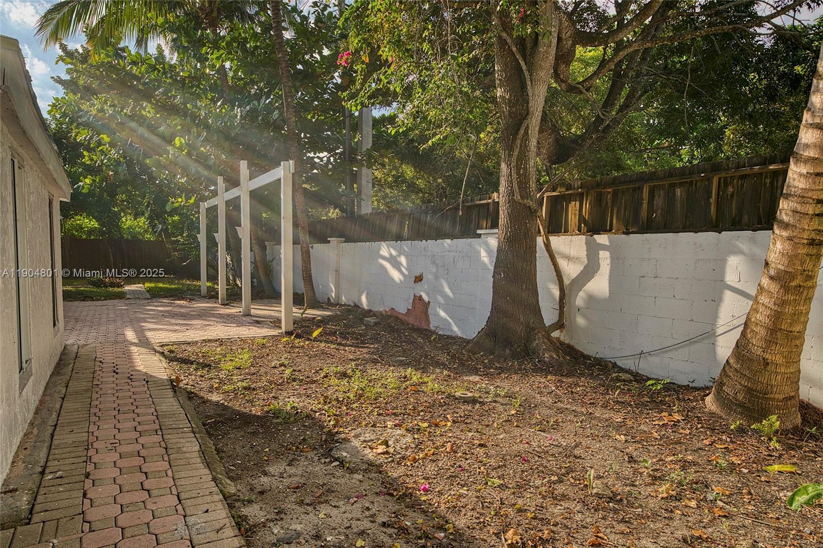 GABLES EDGE - Residential