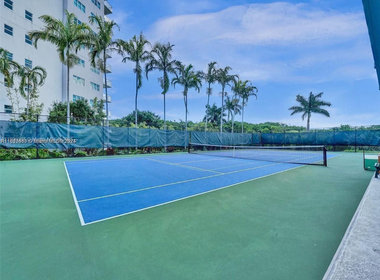 151 AT BISCAYNE - Residential Lease