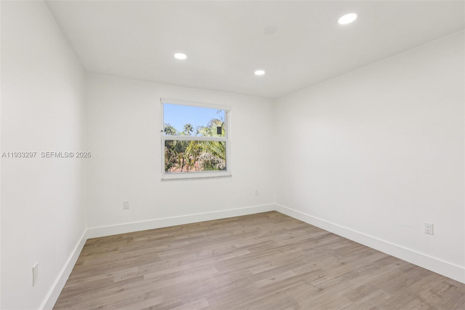 SAWGRASS PLANTATION - Residential