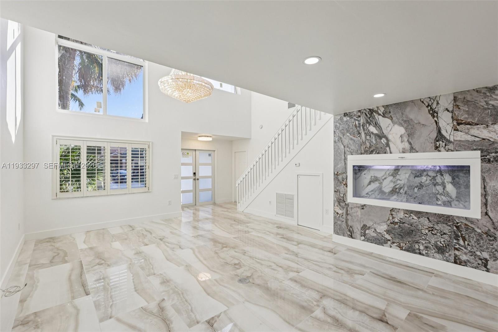 SAWGRASS PLANTATION - Residential