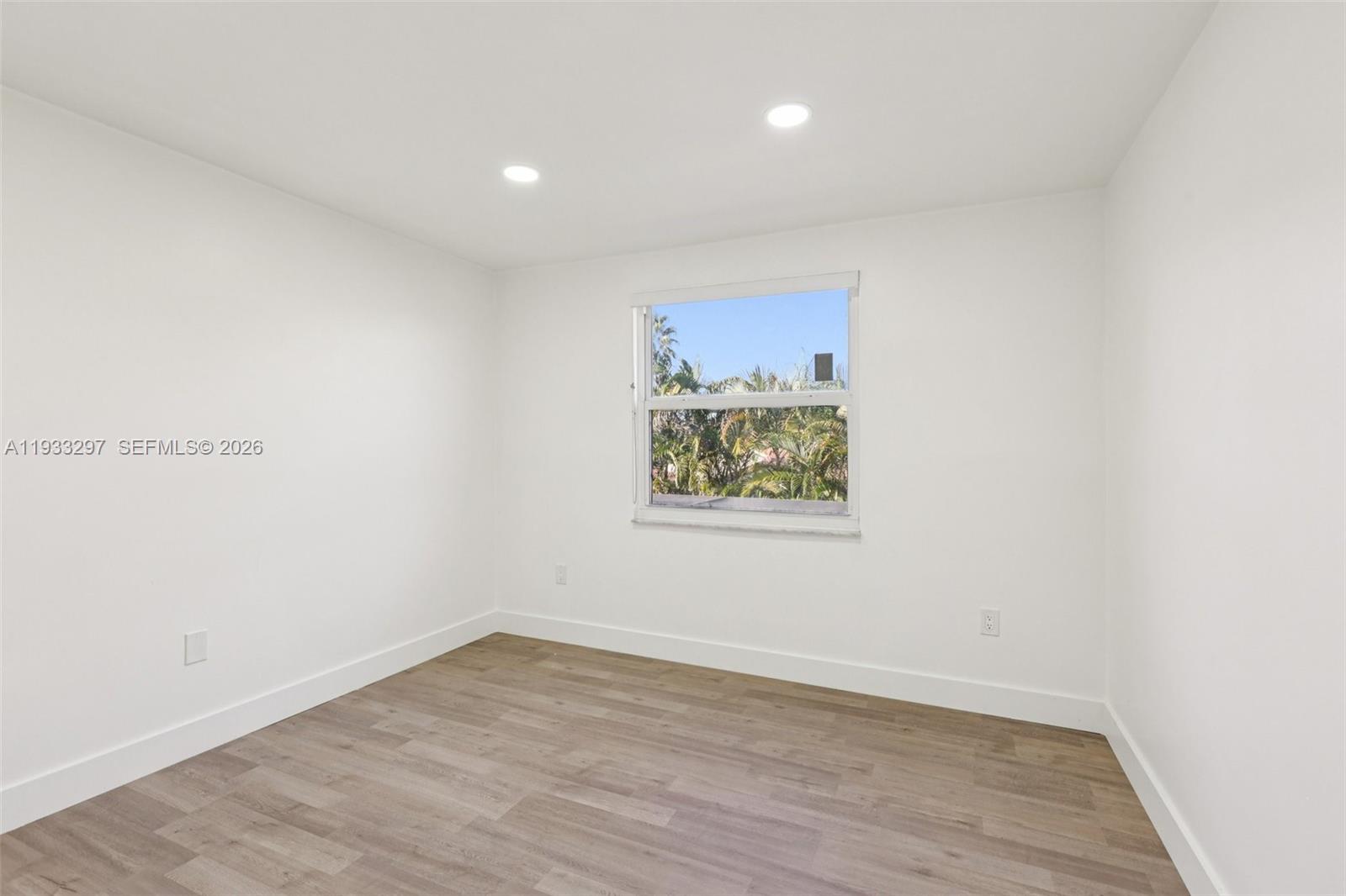 SAWGRASS PLANTATION - Residential