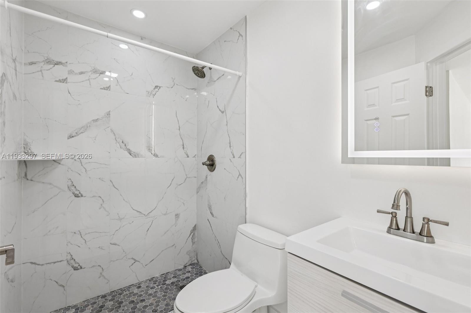 SAWGRASS PLANTATION - Residential