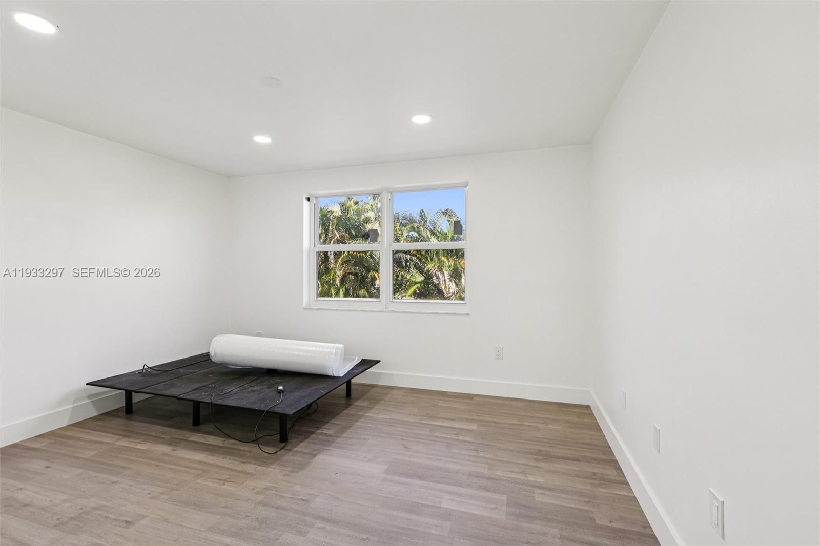 SAWGRASS PLANTATION - Residential