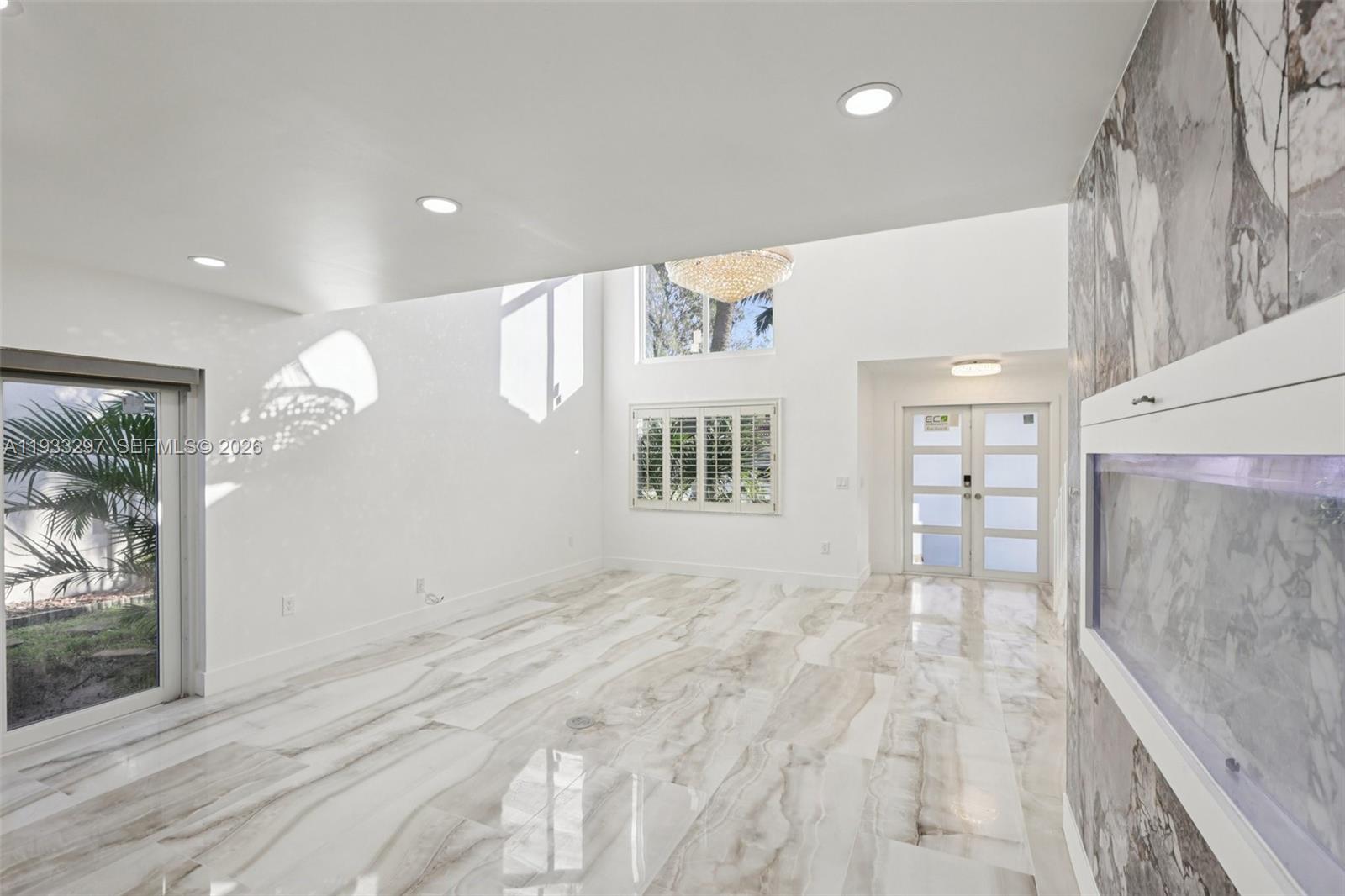 SAWGRASS PLANTATION - Residential