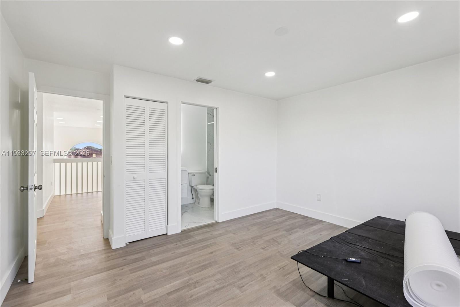 SAWGRASS PLANTATION - Residential