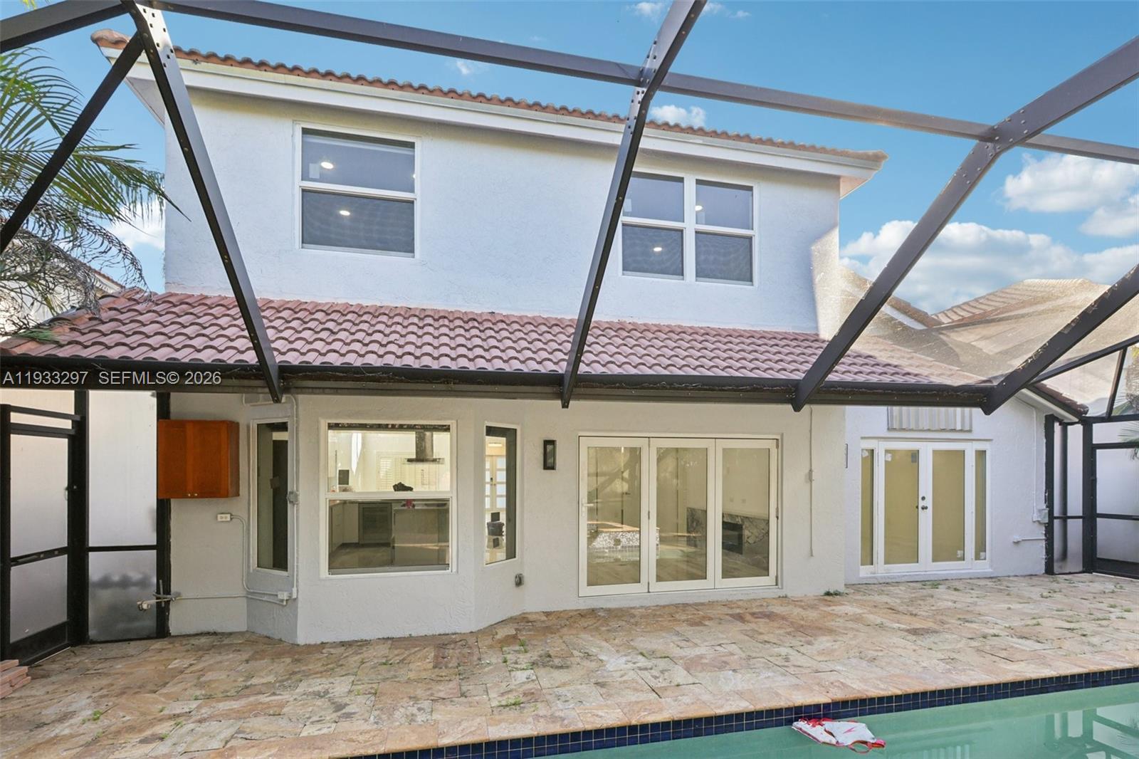 SAWGRASS PLANTATION - Residential