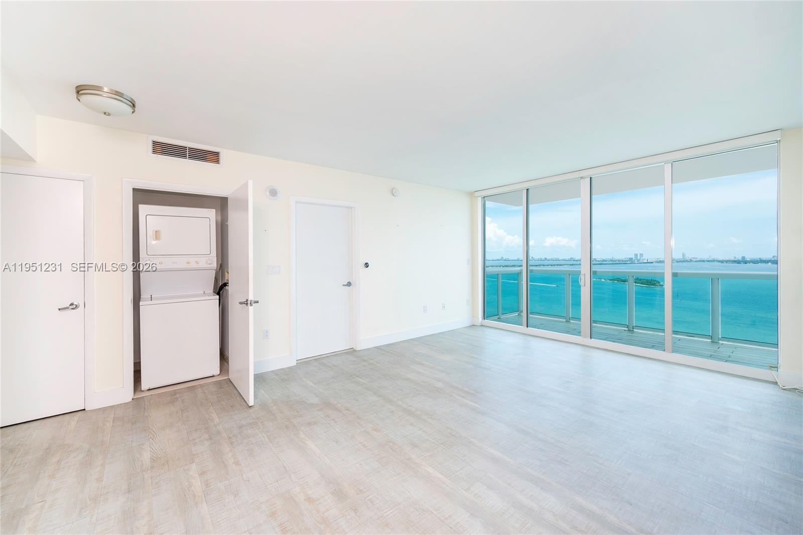 1800 N Bayshore Dr 2503