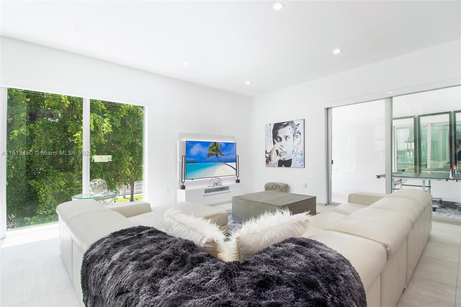 BRICKELL BROADWAY VILLAS - Residential