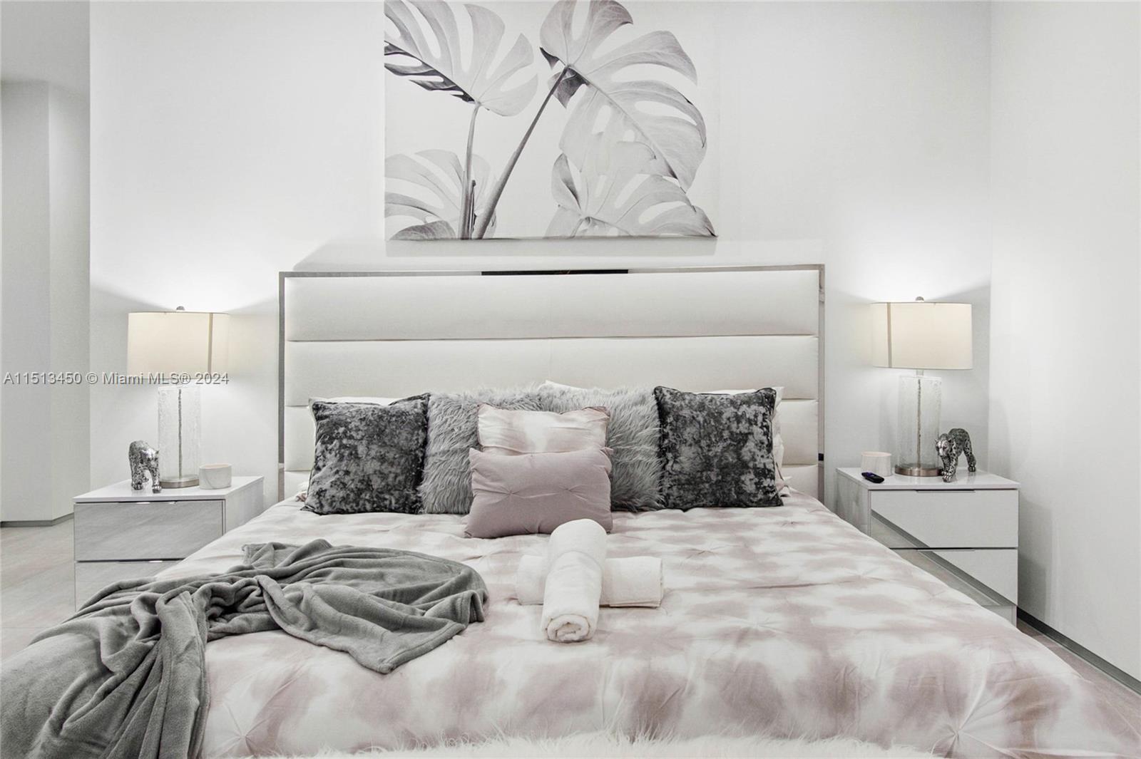 BRICKELL BROADWAY VILLAS - Residential