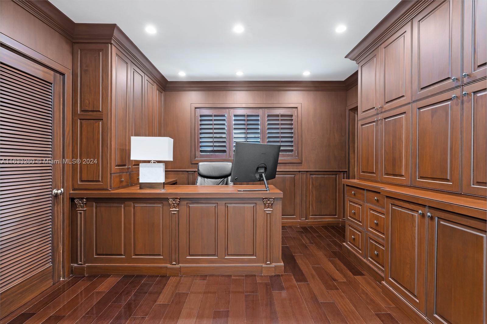 LUCILLE ISLAND - Residential