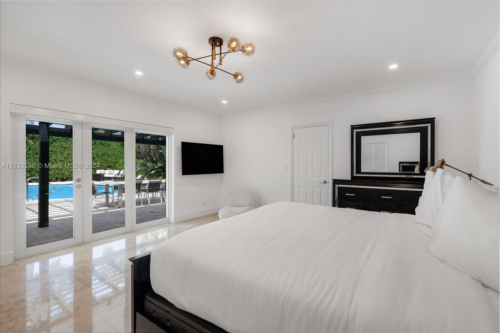 LUCILLE ISLAND - Residential