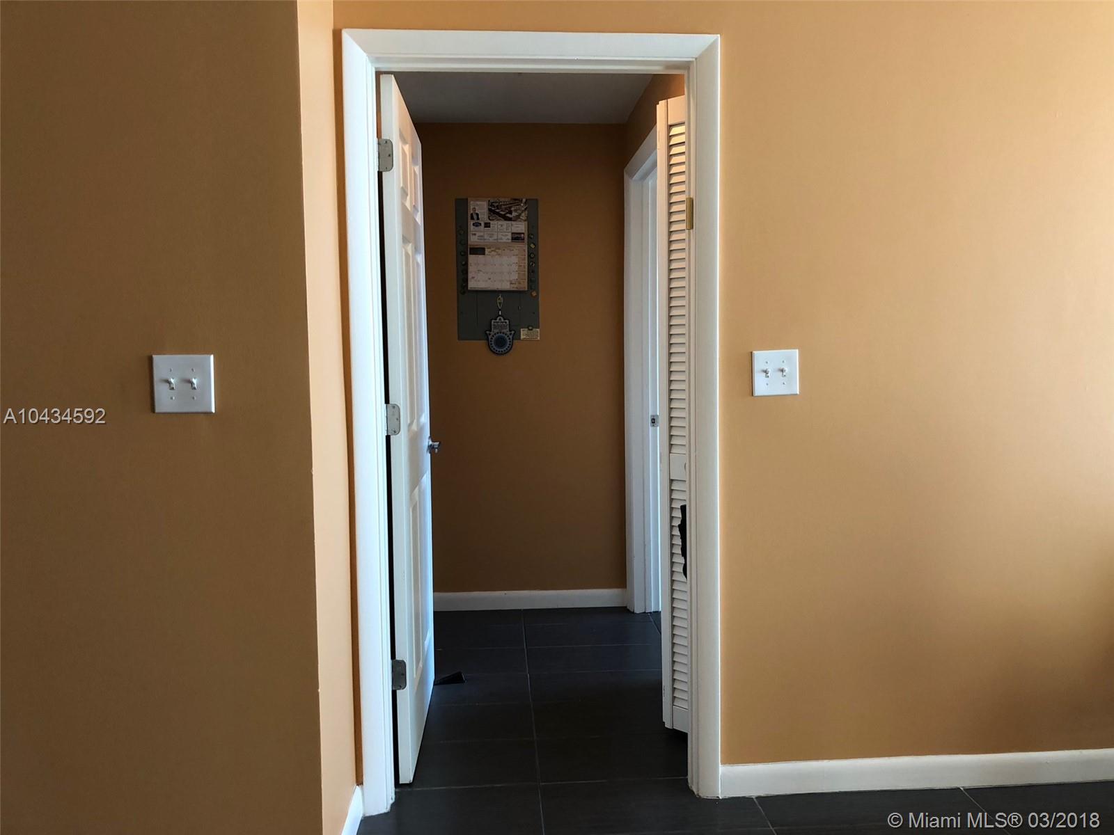VIZCAYNE SOUTH CONDO - Residential