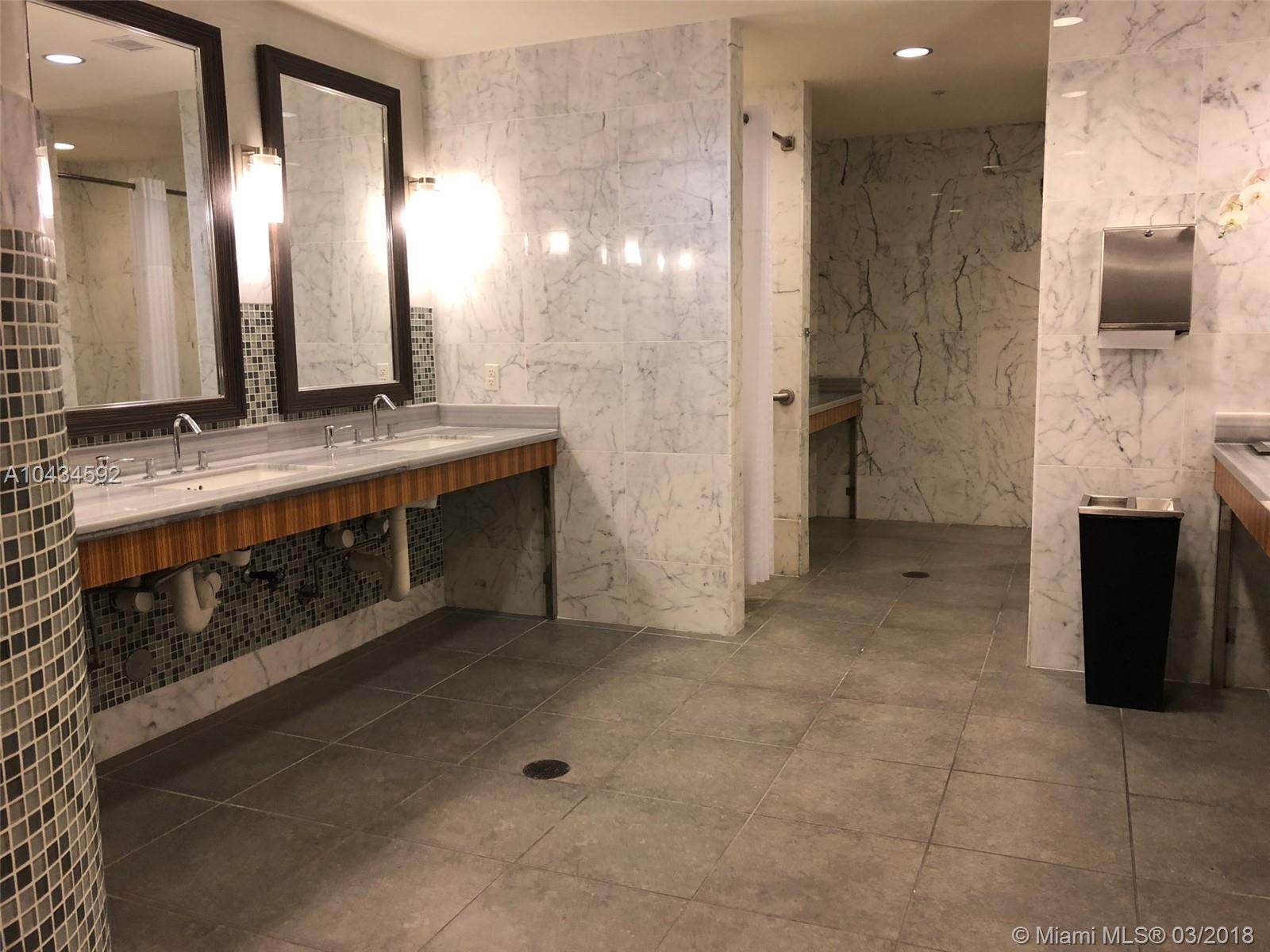 VIZCAYNE SOUTH CONDO - Residential