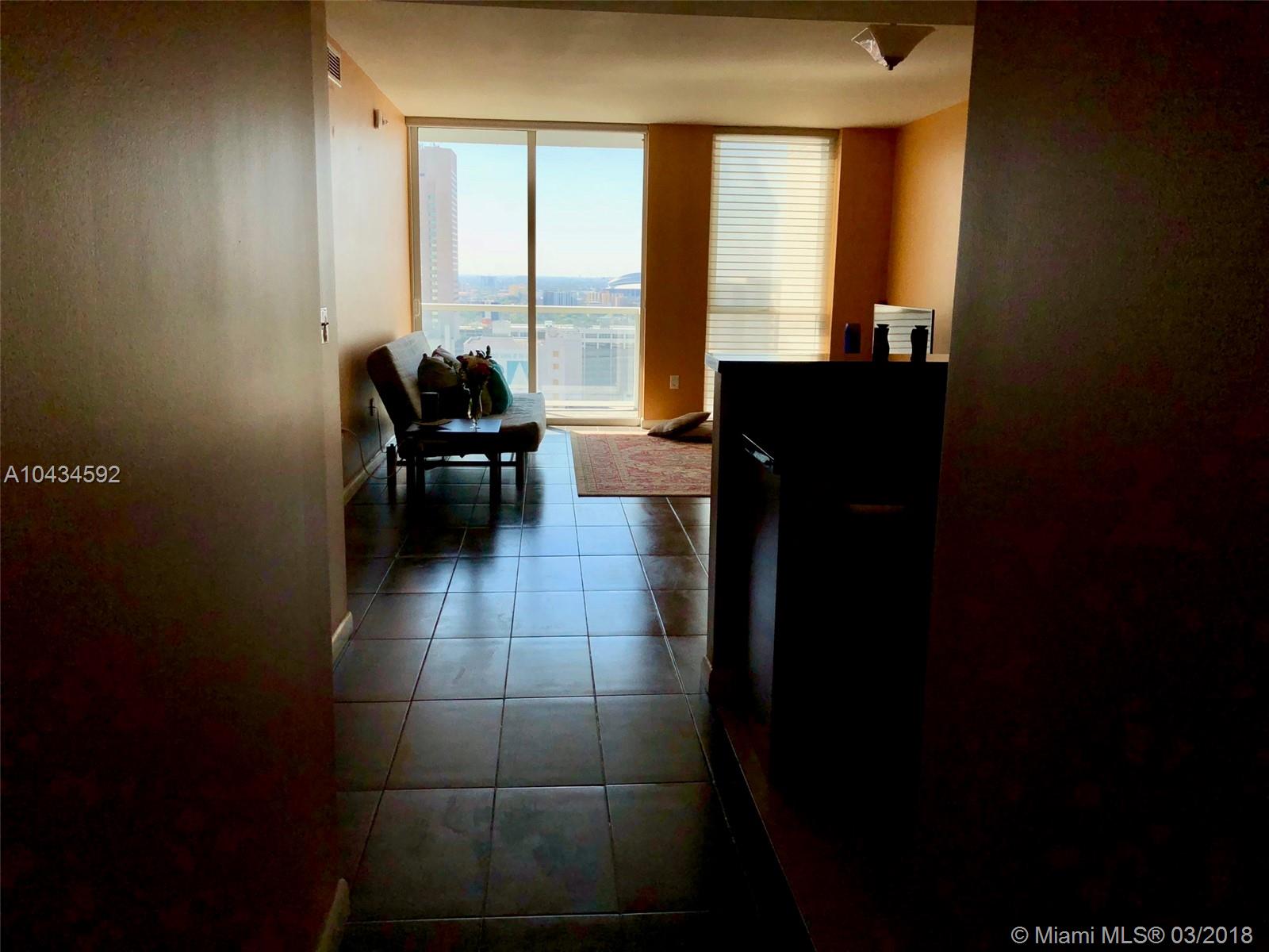 VIZCAYNE SOUTH CONDO - Residential