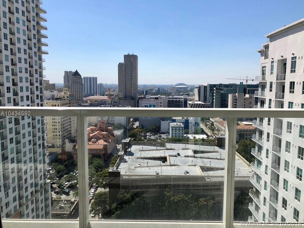 VIZCAYNE SOUTH CONDO - Residential